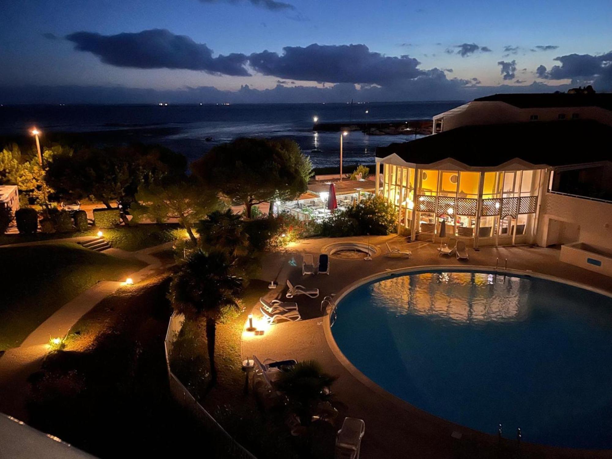 Vue Mer Et Piscine, Avec Balcon - 1 Min De La Plage Fouras Esterno foto